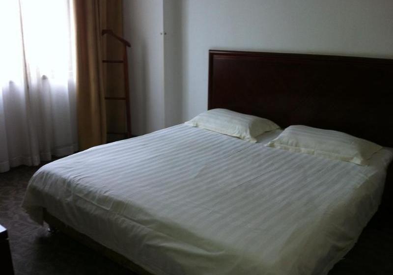 בית מלון כפרי Greentree Inn Shanghai Jiuting Street Express