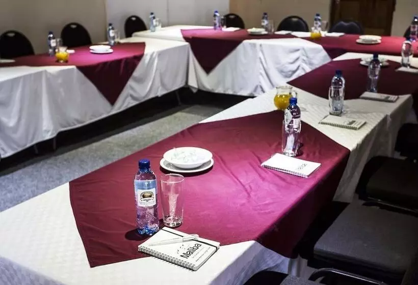 هتل Maliba Lodge Chalet