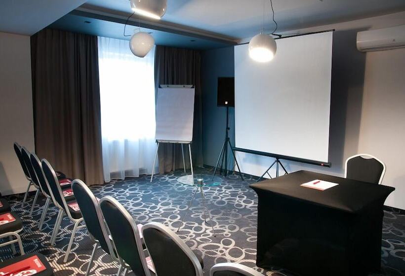 Nobo Hotel   Business