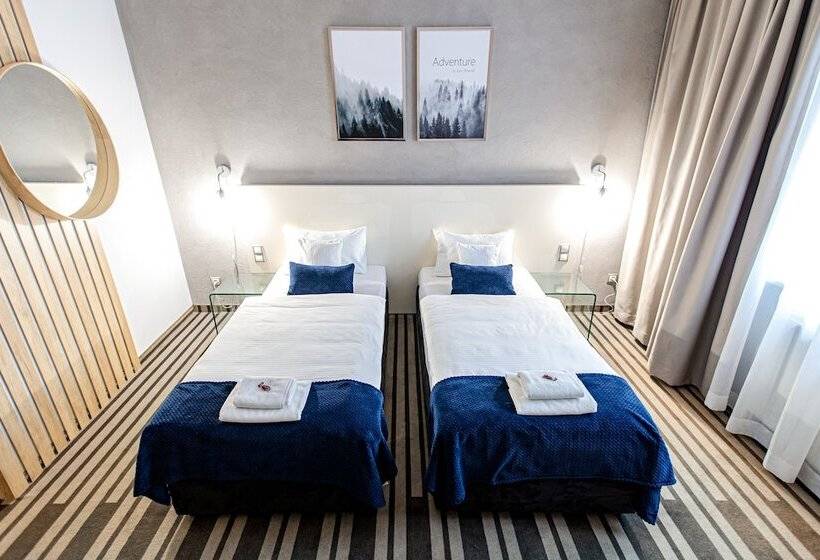 Nobo Hotel   Business