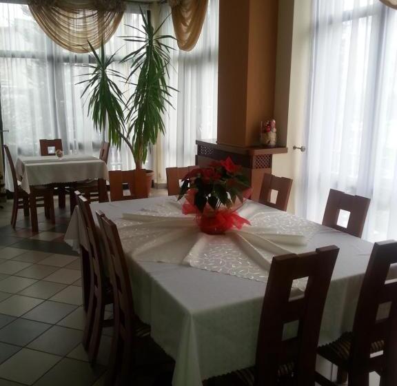 هتل Restauracja Kinga