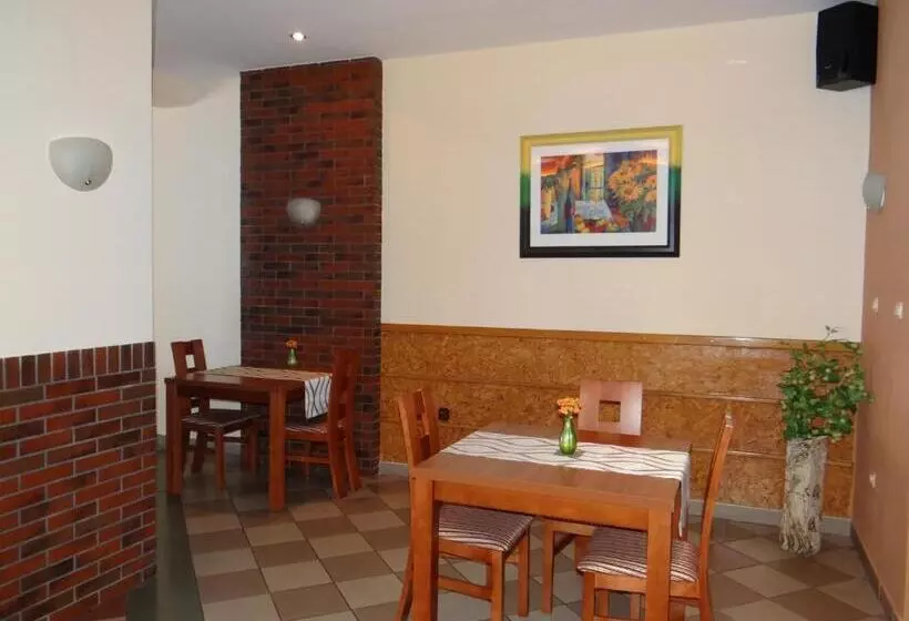 Отель Restauracja Kinga