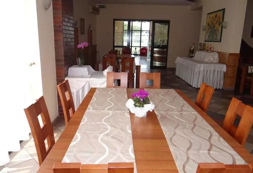 Отель Restauracja Kinga