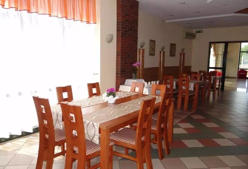 Отель Restauracja Kinga