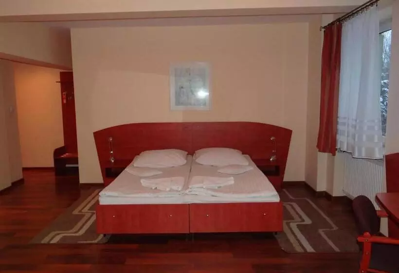 Отель Restauracja Kinga