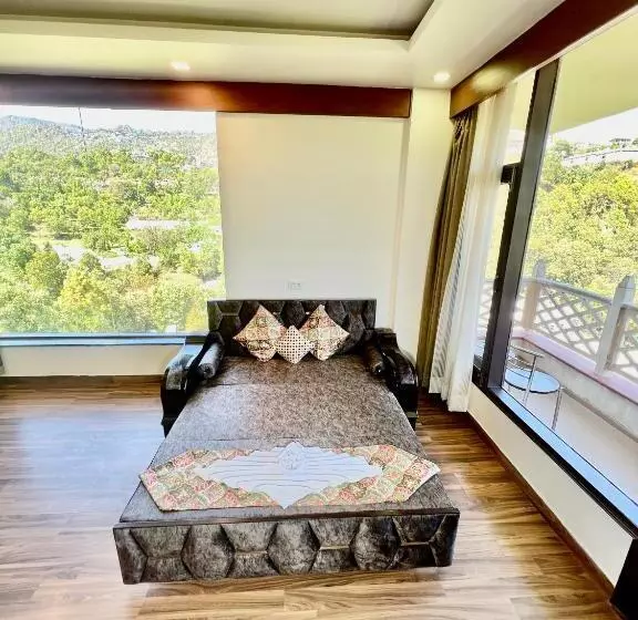 Отель Sea Hawk Hill Resort A Luxury Boutique Resort, 20 Km From Nainital