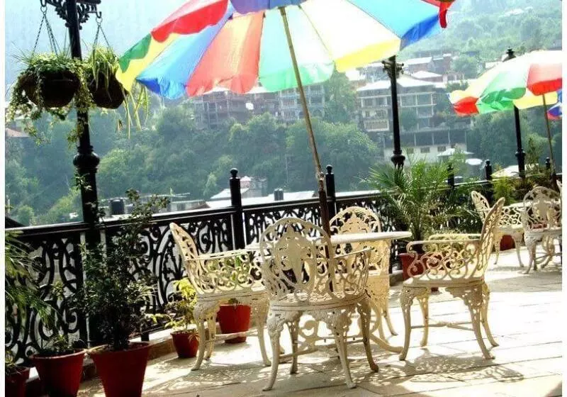 ホテル Snow View Manali