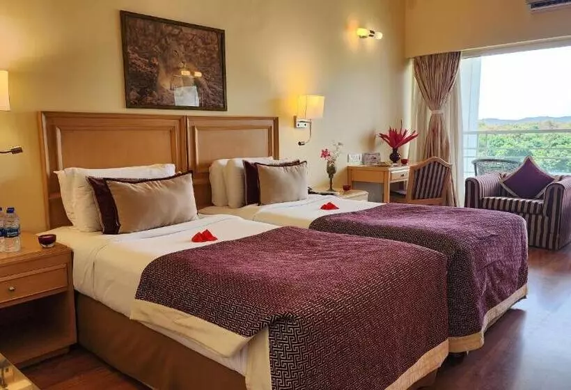 Hotel Gir Serai Ihcl Seleqtions