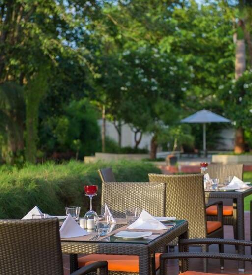 בית מלון כפרי Gir Serai   Ihcl Seleqtions