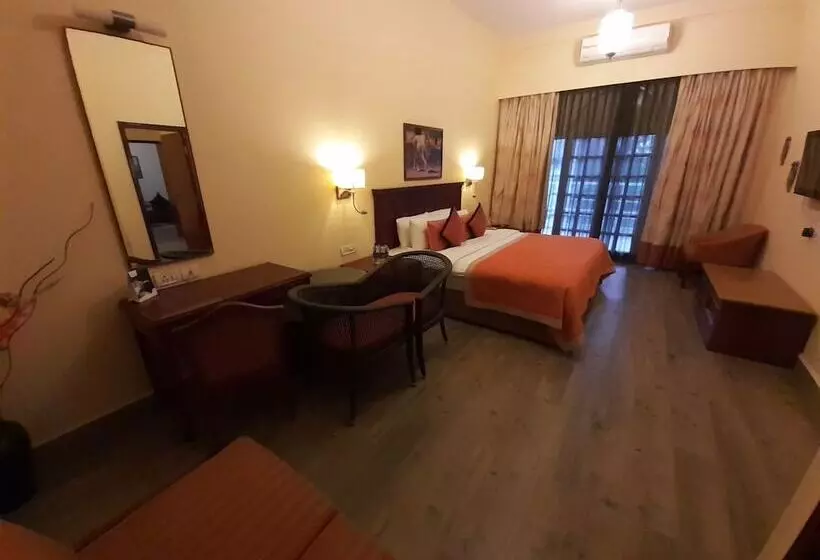 Hotel Gir Serai Ihcl Seleqtions