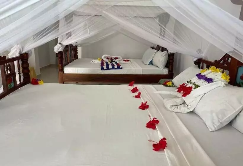 酒店 Visitor S Inn