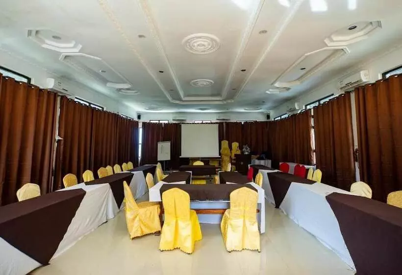 酒店 Visitor S Inn