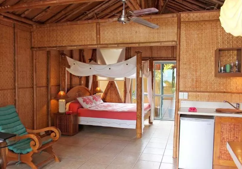 Magic Reef Bungalows