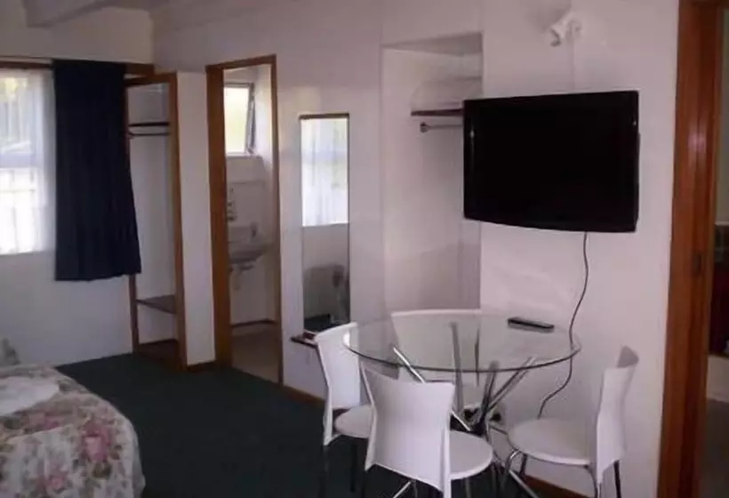 مُتل Broadway Motor Inn