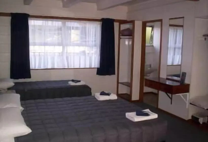 مُتل Broadway Motor Inn