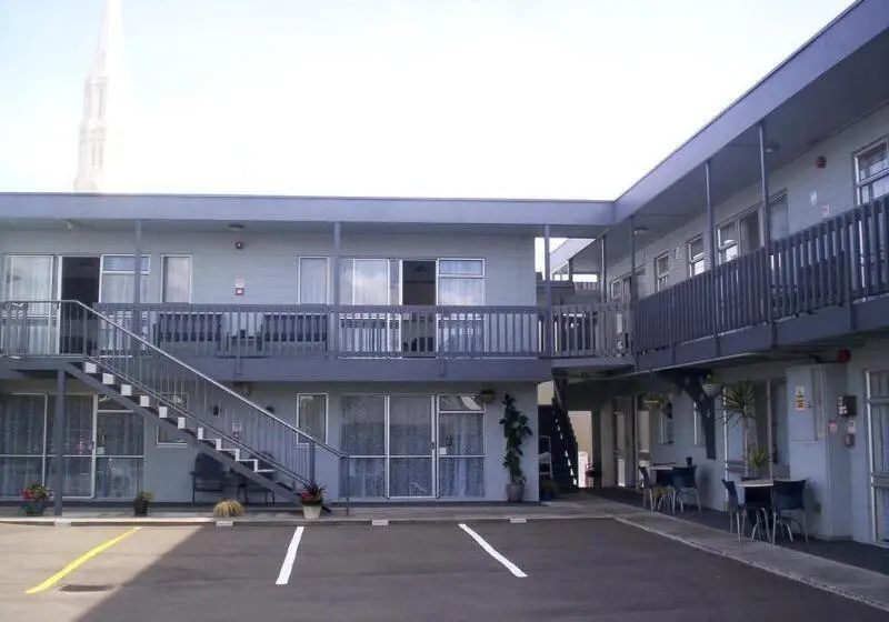 モーテル Broadway Motor Inn