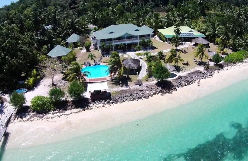 استراحتگاه L Habitation Cerf Island