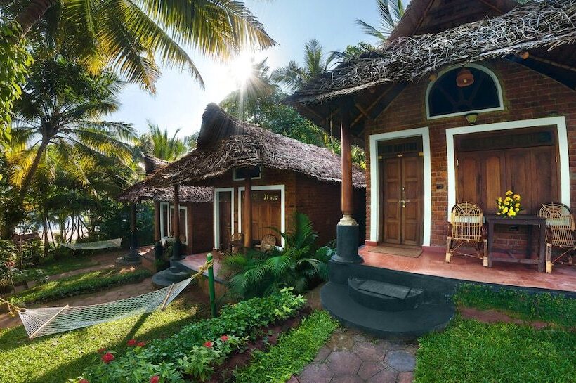 منتجع Soma Manaltheeram Ayurveda Beachvillage