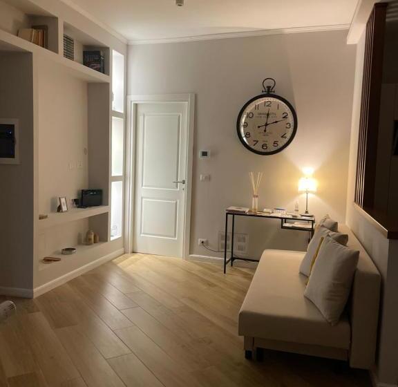 مبيت وإفطار Palazzo Raffaella Casa Vacanze