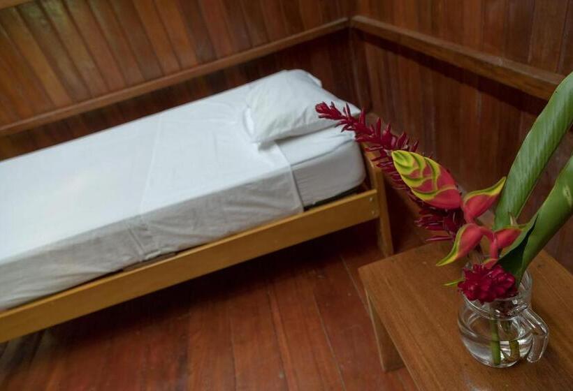 تختخواب و صبحانه Tambopata Edosikiana Lodge