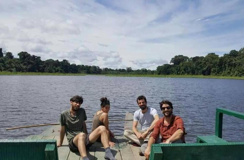 تختخواب و صبحانه Tambopata Edosikiana Lodge