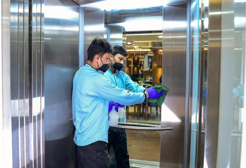 בית מלון כפרי Harivaram Yuga