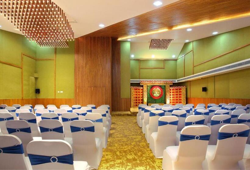 בית מלון כפרי Harivaram Yuga