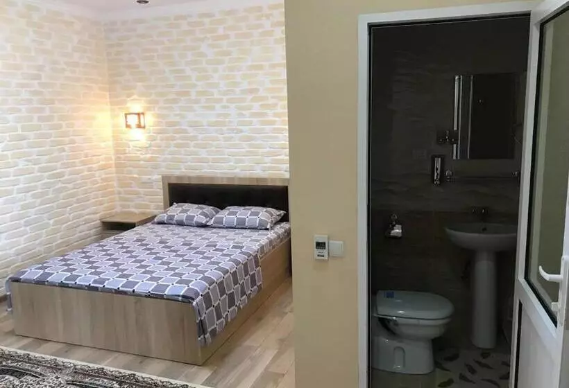 ペンション Sitora Star Guest House