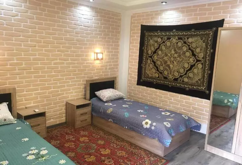 ペンション Sitora Star Guest House