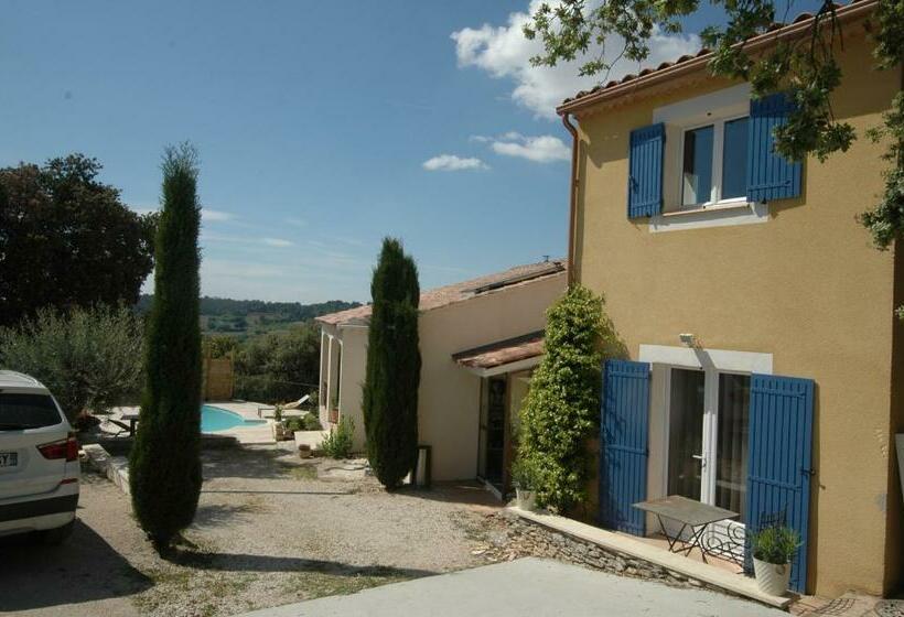 צימר Clos De La Bellevue