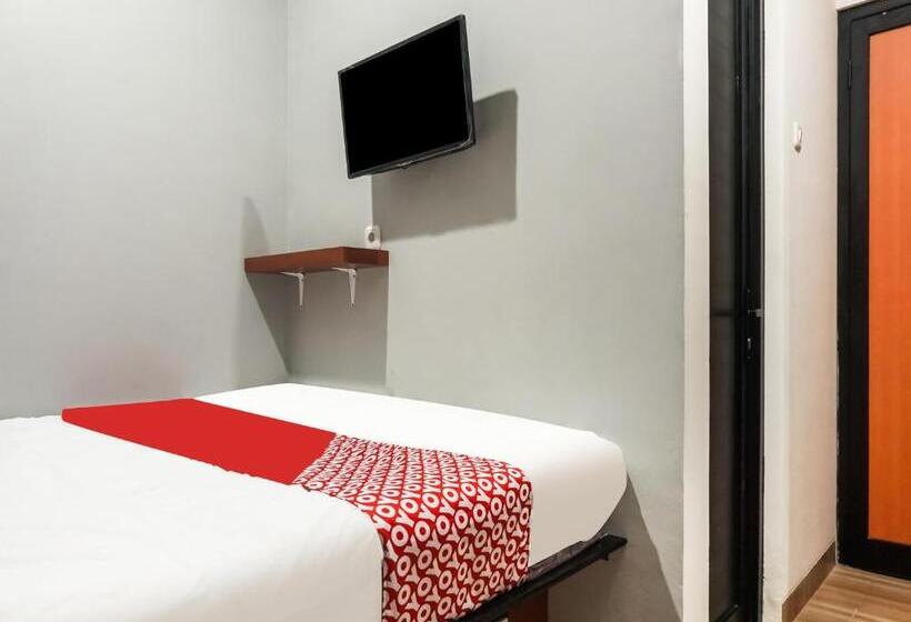 בית מלון כפרי Collection O 91226 M Kostel Syariah