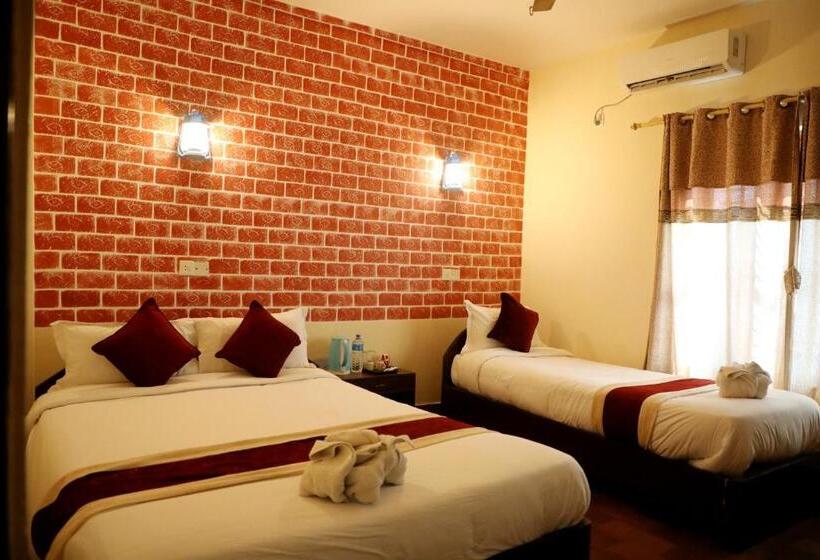 هتل Vista Chitwan