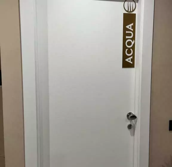 ベッドアンドブレックファースト Cb Rooms