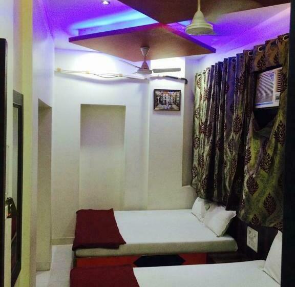 Hotel Sea View   Near Taj