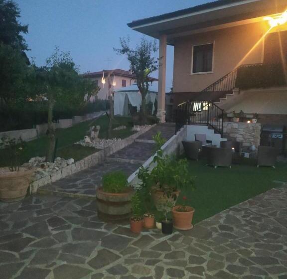 פנסיון Villa Rita