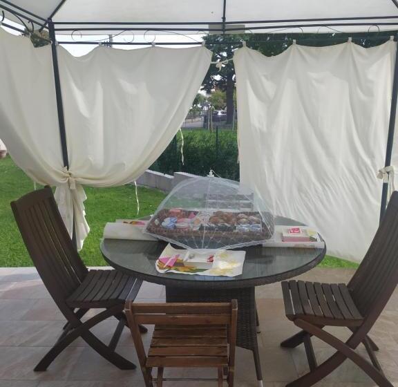 פנסיון Villa Rita