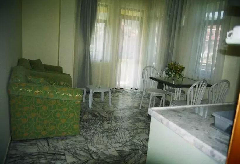 özay Apart Otel