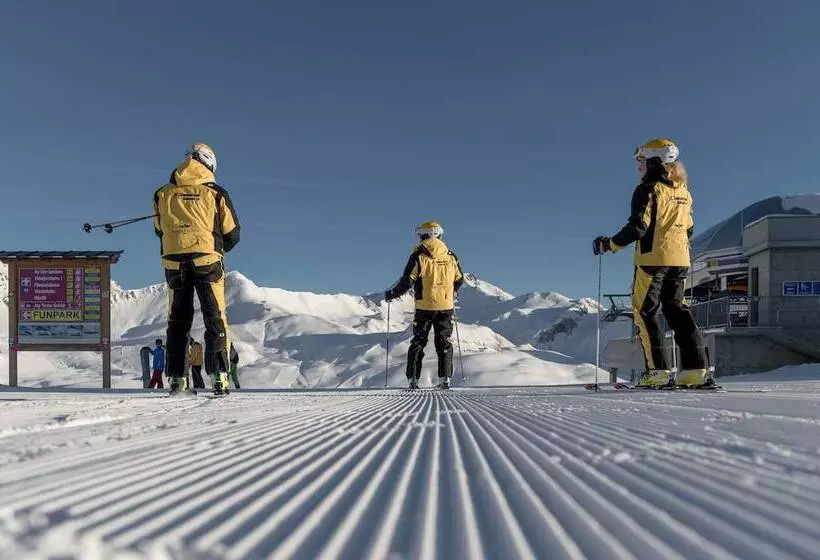 Chalet Silvretta Hotel & Spa