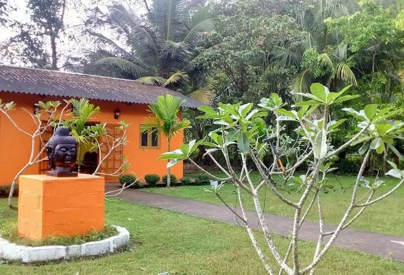 Hotelli Anugama Resort