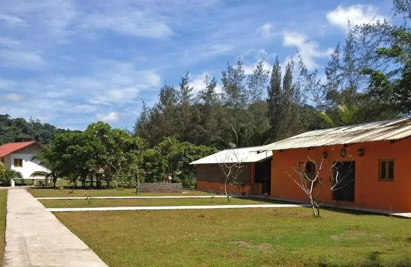 Hotelli Anugama Resort