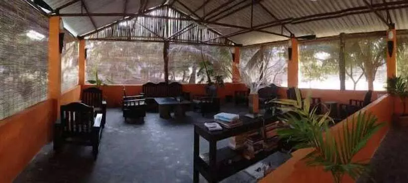 Hotelli Anugama Resort