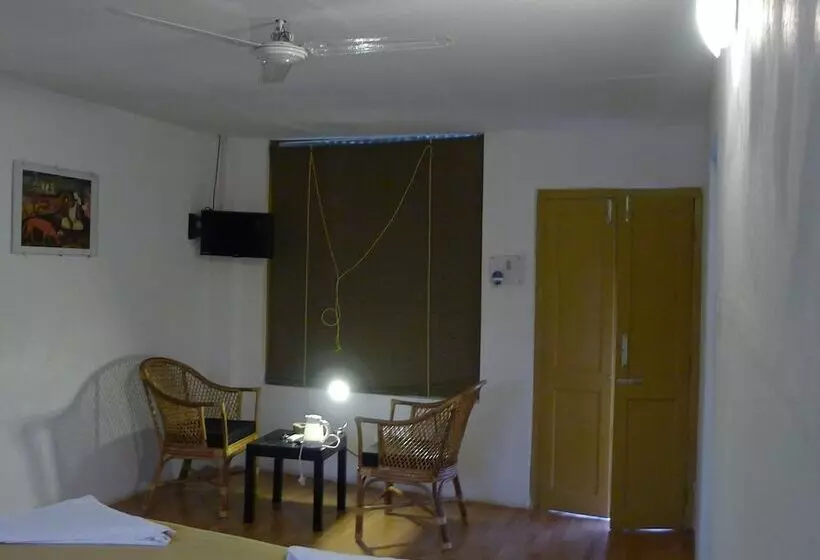 Hotelli Anugama Resort