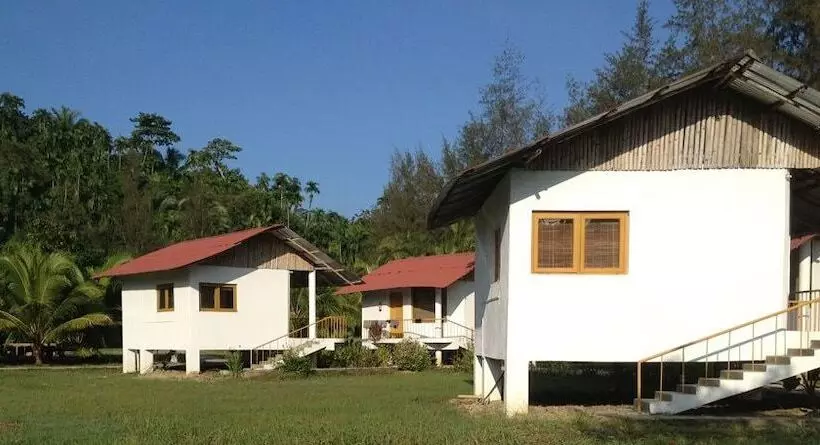 Hotelli Anugama Resort