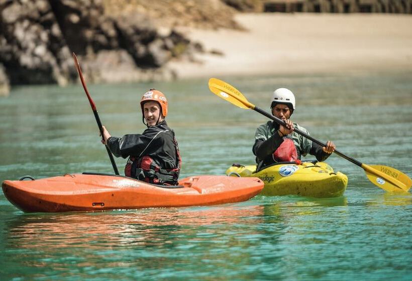 בית מלון כפרי Atali Ganga Resort, Rishikesh