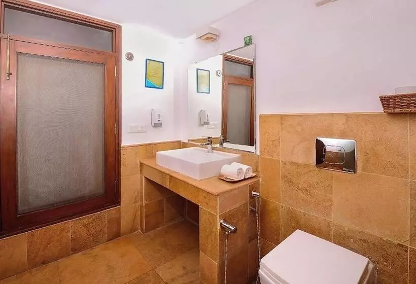 هتل Atali Ganga Resort, Rishikesh