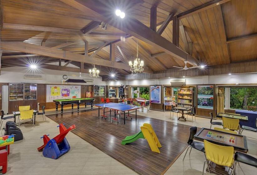 هتل Club Mahindra Naukuchiatal