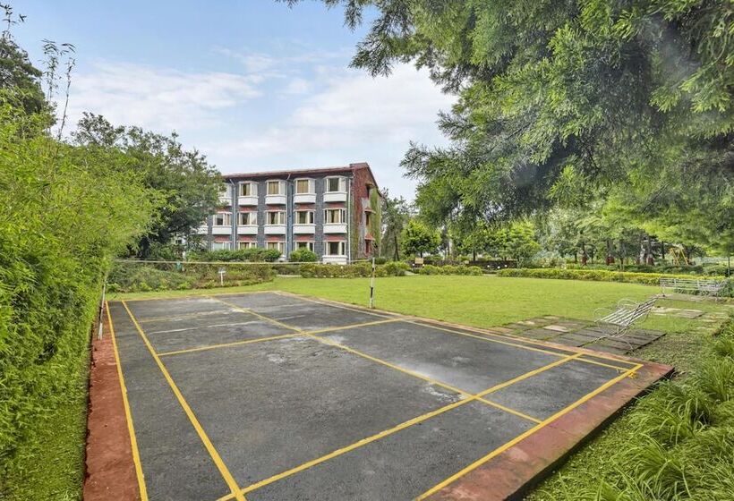 هتل Club Mahindra Naukuchiatal