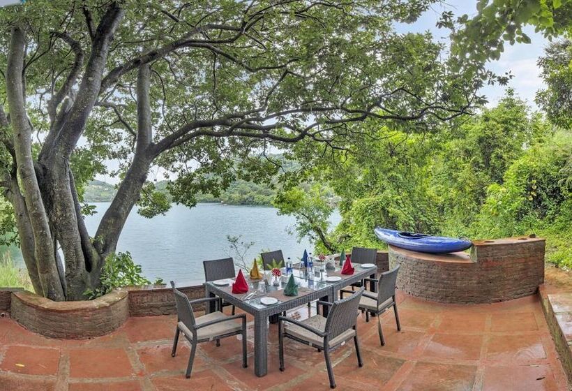 هتل Club Mahindra Naukuchiatal