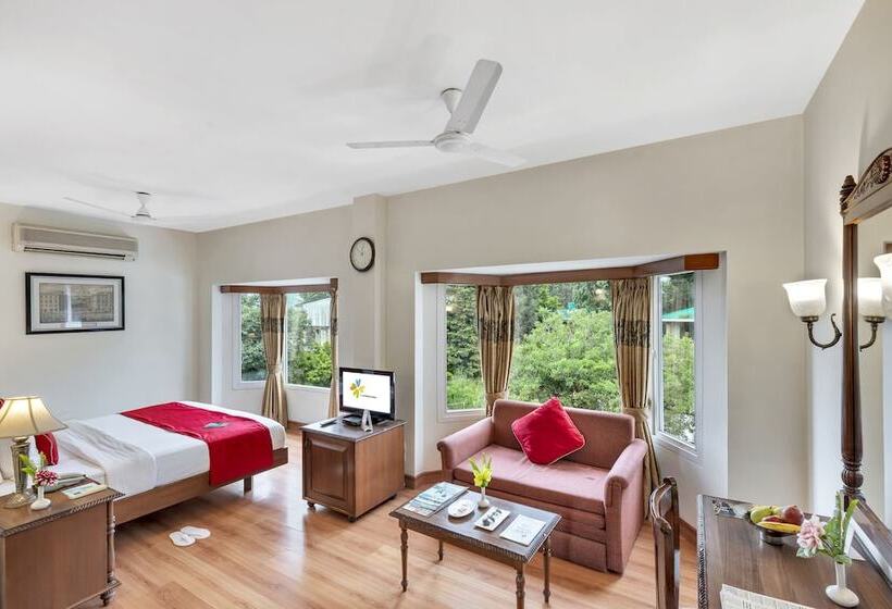 هتل Club Mahindra Naukuchiatal