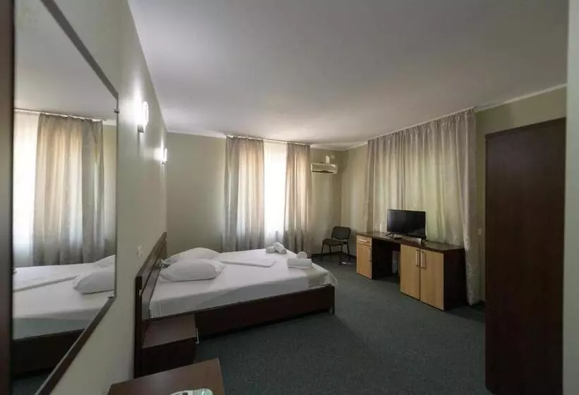 Hotel Cora